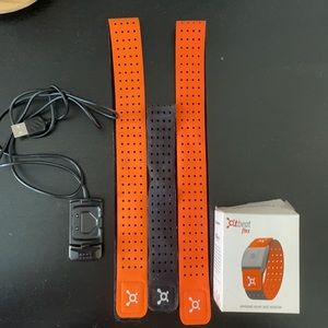 Orangetheory flex arm bands and charger!!
